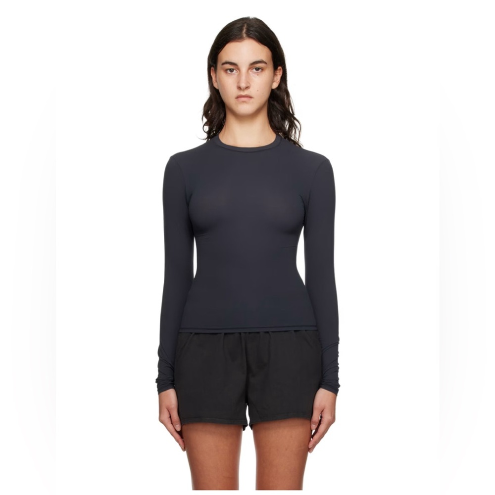 NWT Skims Fits Everybody Long Sleeve